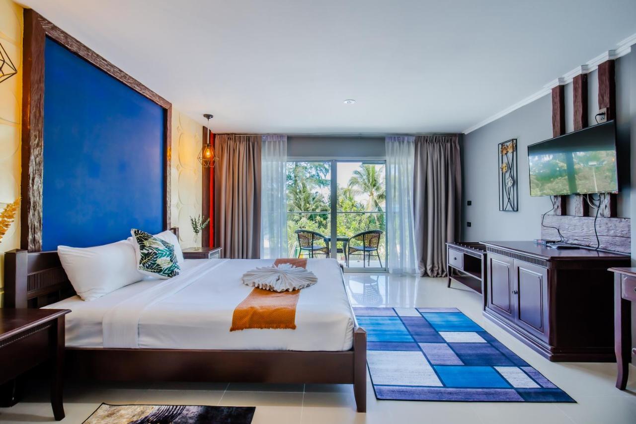 Time Out Hotel Patong Exterior photo